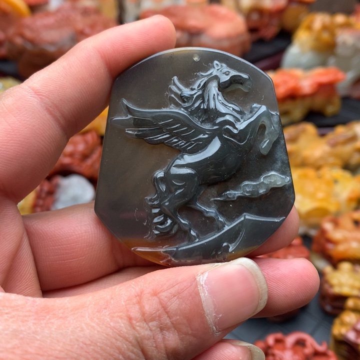 石英质玉（黄龙玉）黄龙玉挂件未镶嵌