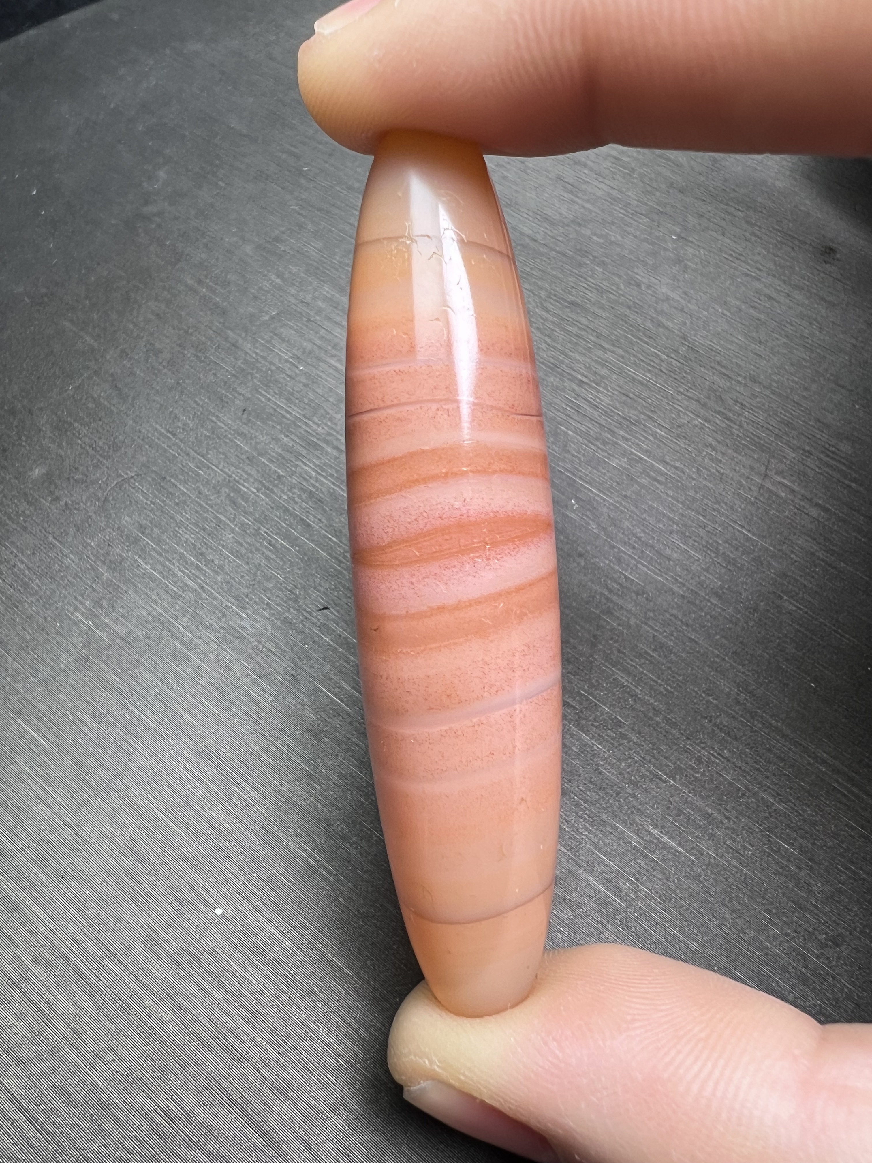 老缠丝玛瑙自然带砂点 包浆光气色泽自然 全品满肉——先鉴后发