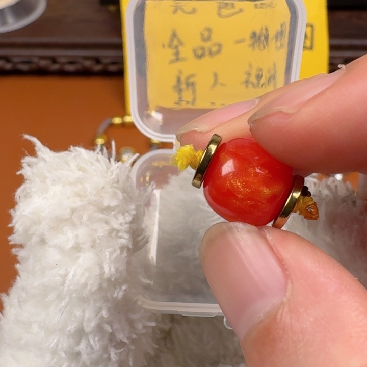 无合金人工欧泊红