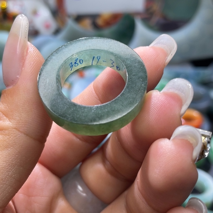 定制翡翠未镶嵌天然翡翠19-30圈