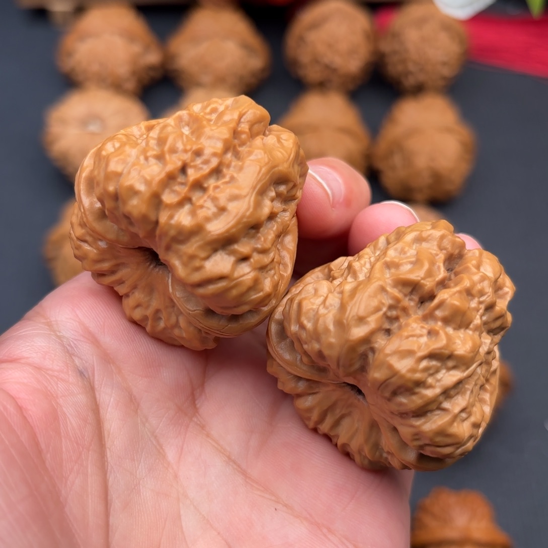 文玩核桃把件暴力蛙40