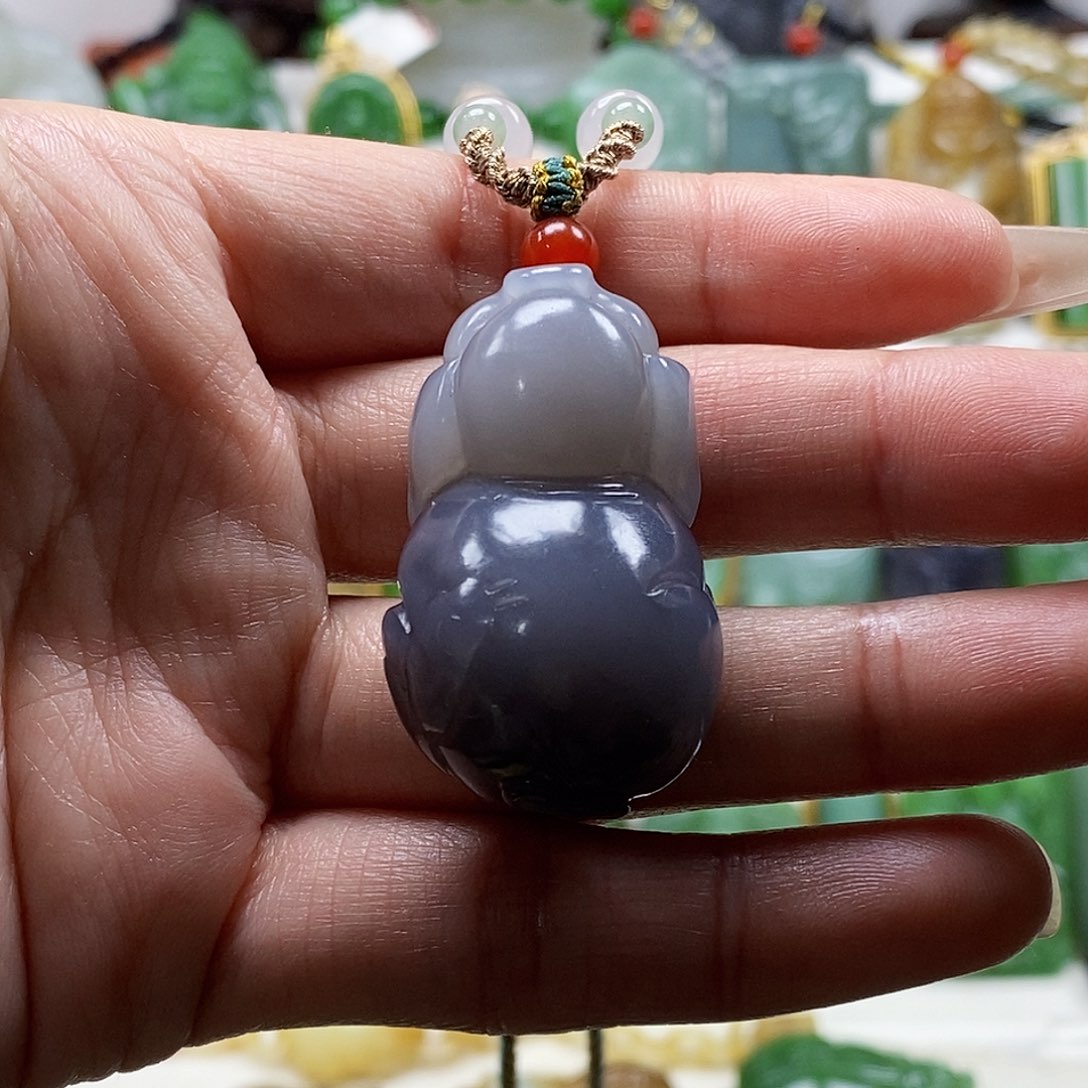 和田玉颈饰未镶嵌卉