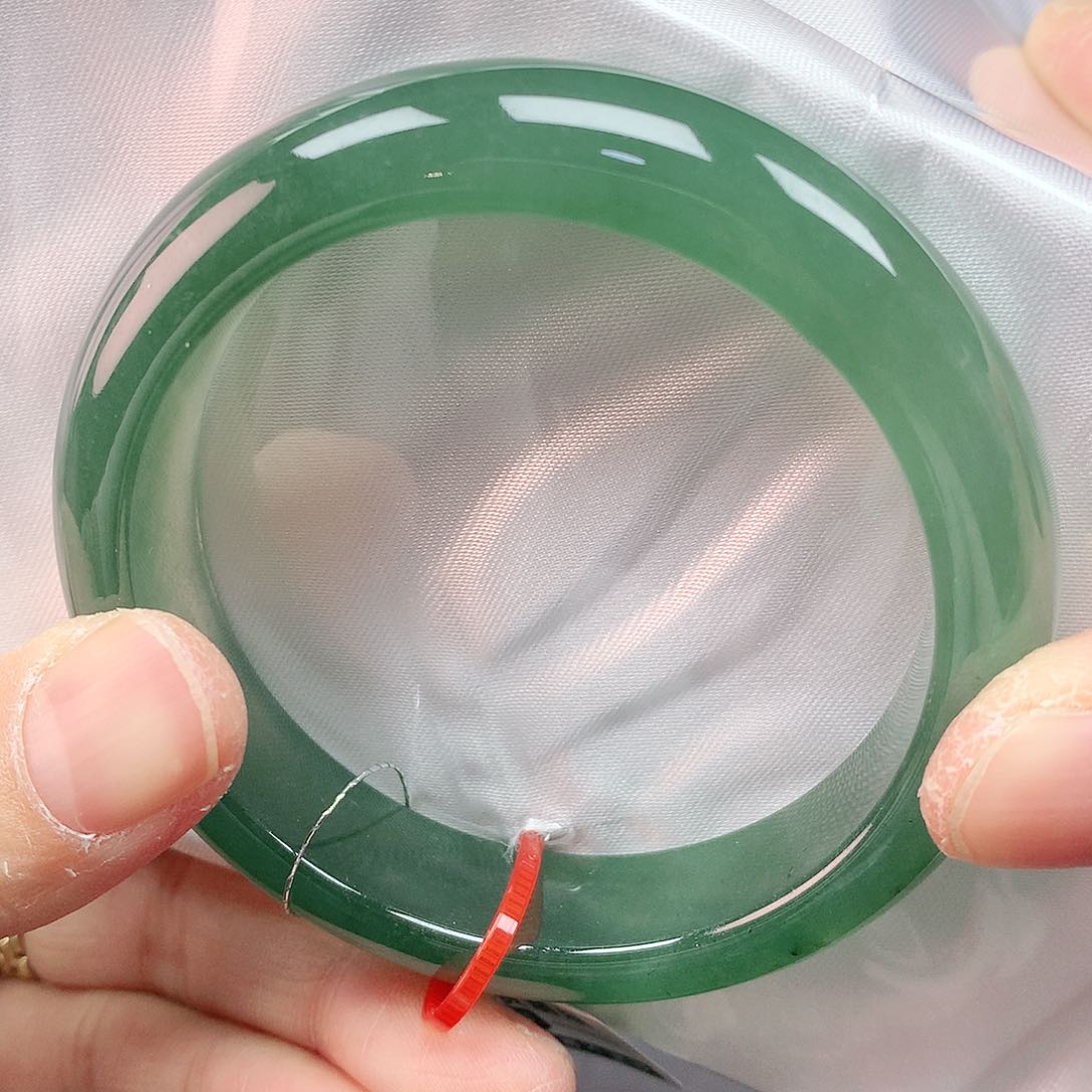 翡翠手镯未镶嵌53+圈