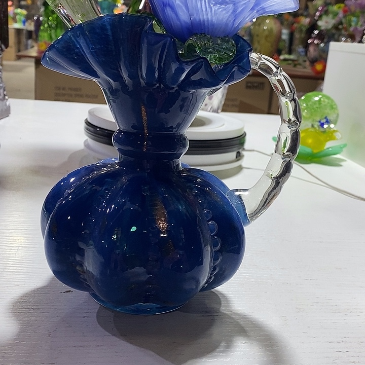 花瓶高19厘米口径2厘米