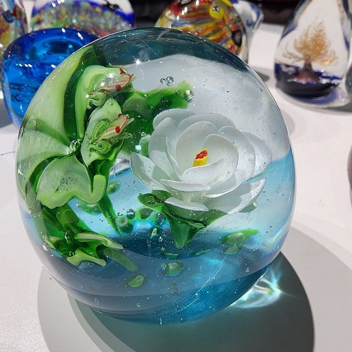 用****2炸底手工制作琉璃产品