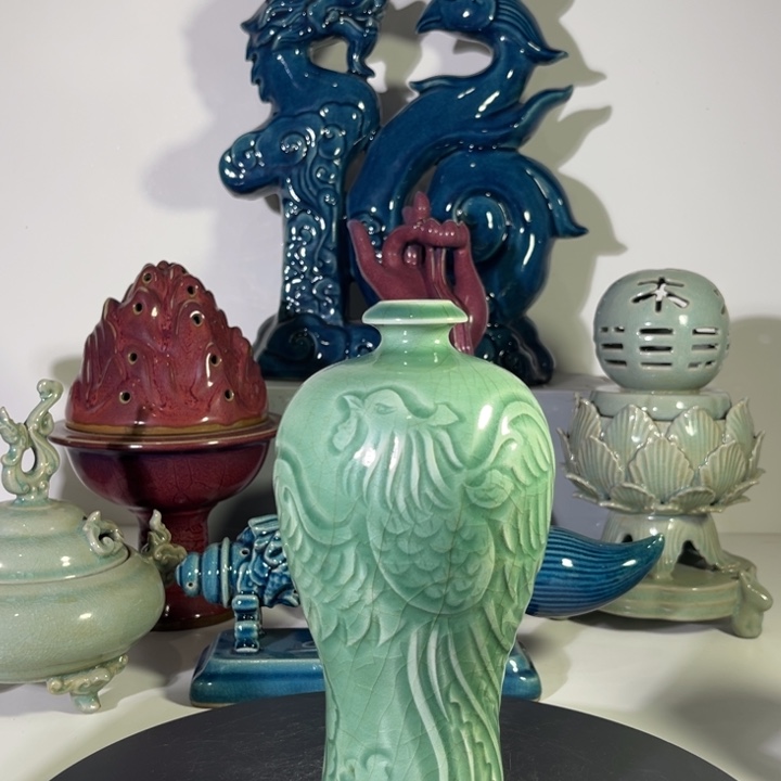 龙泉窑梅子青釉凤鸟梅瓶，喜欢可私聊或拍下！
