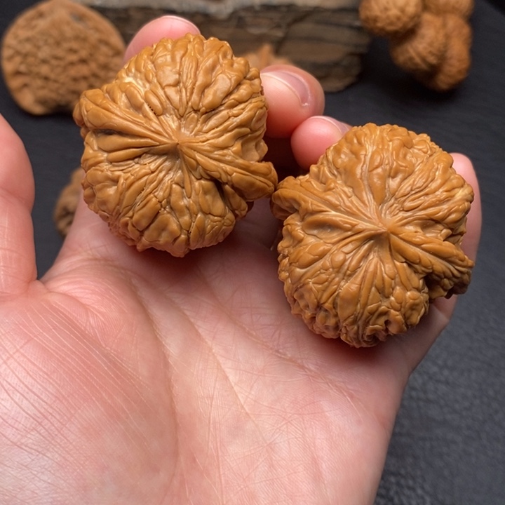 桃核把件全品42门墩