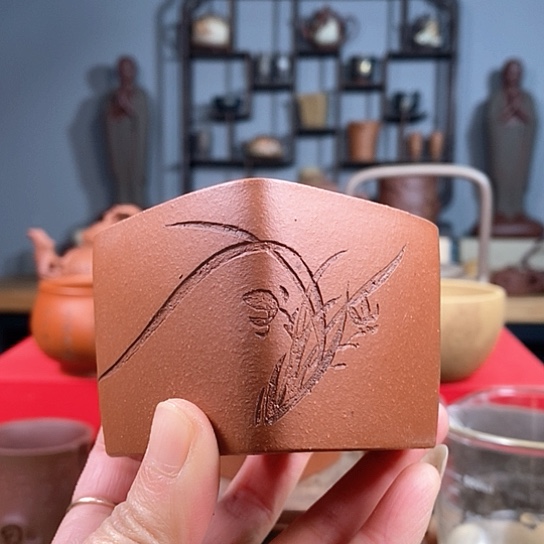 紫砂茶杯四方兰花花器