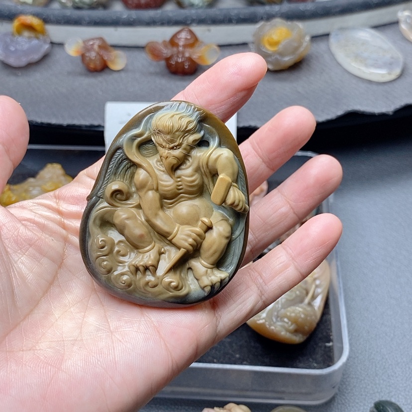 【闪购商品】定制石英质玉吊坠未镶嵌