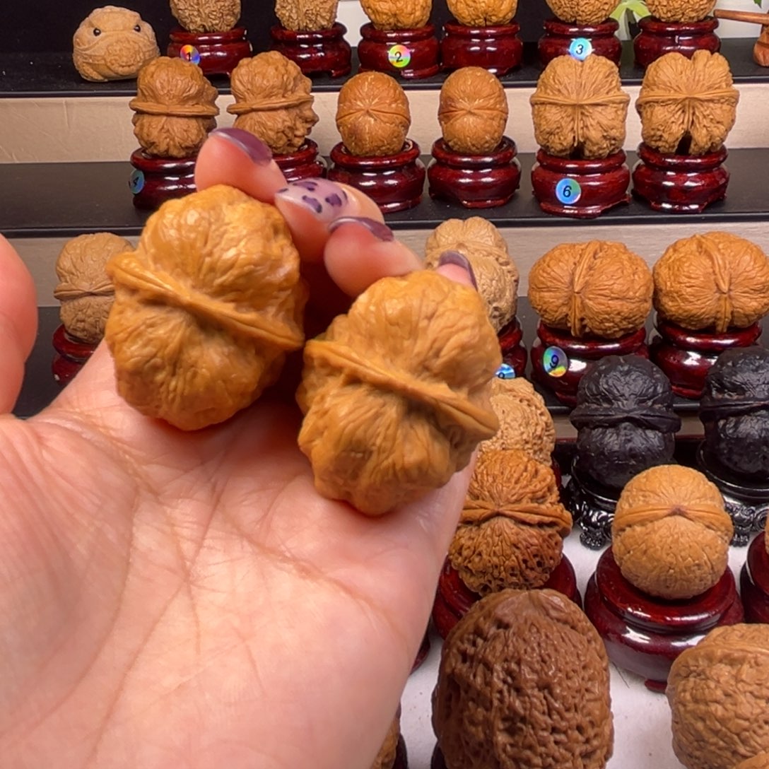 春***意文玩核桃把件小玉蝉W3