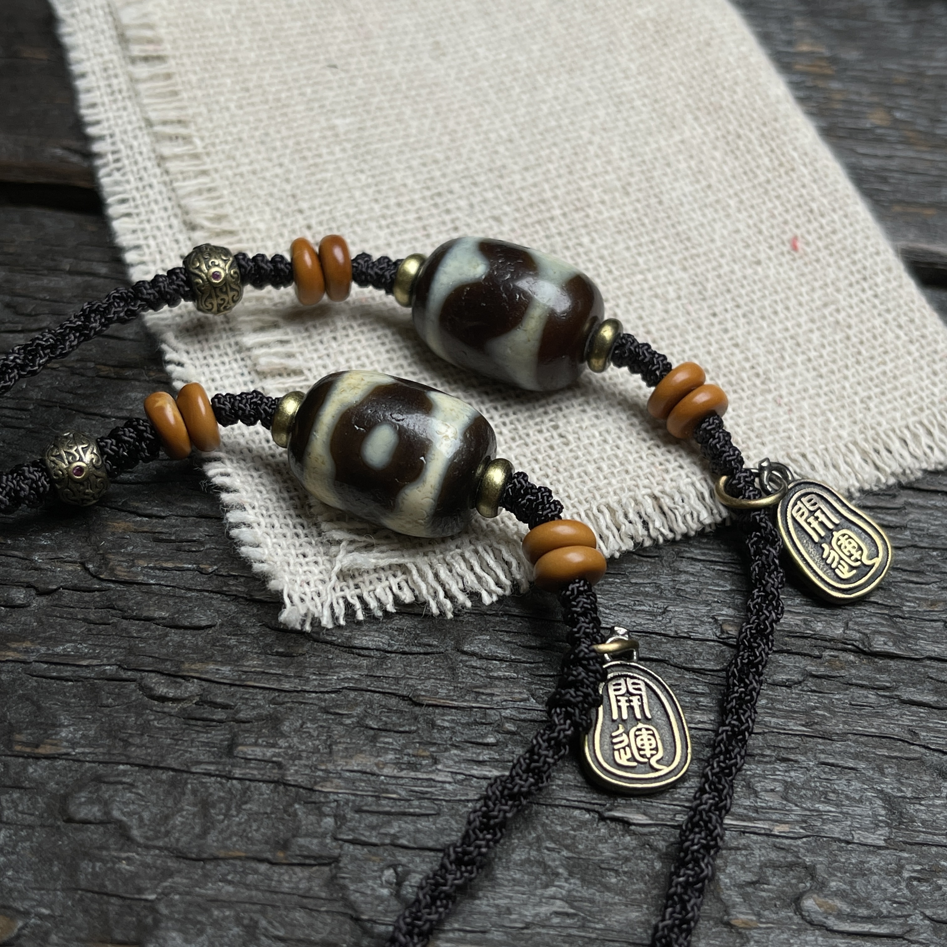  【大唐传奇珠宝】老su油玛瑙坛城牙牙图腾锁骨链