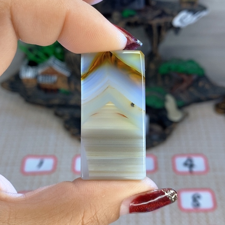 玛瑙/玉髓颈饰未镶嵌