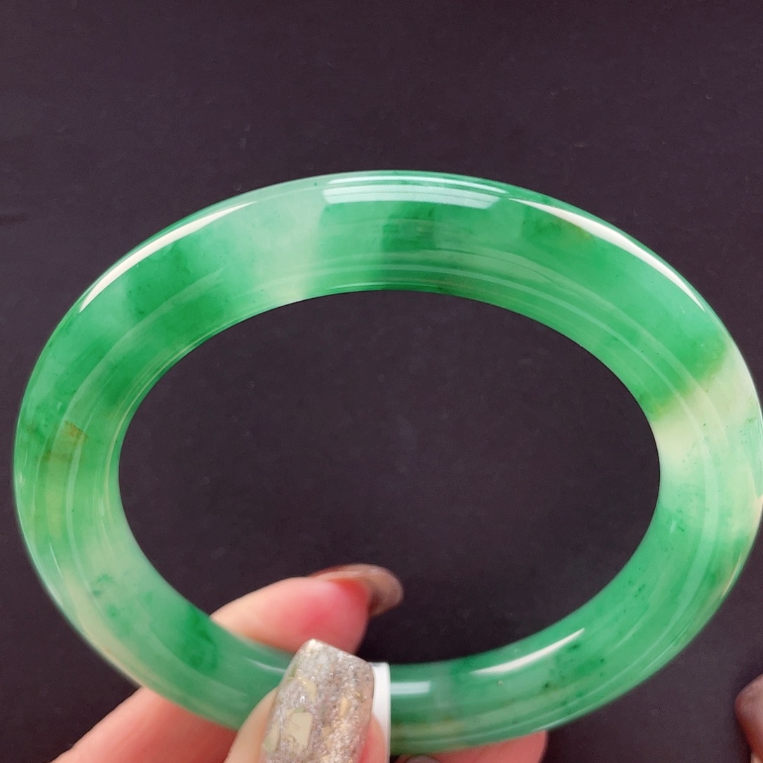 世***平石英质玉未镶嵌手镯56-57