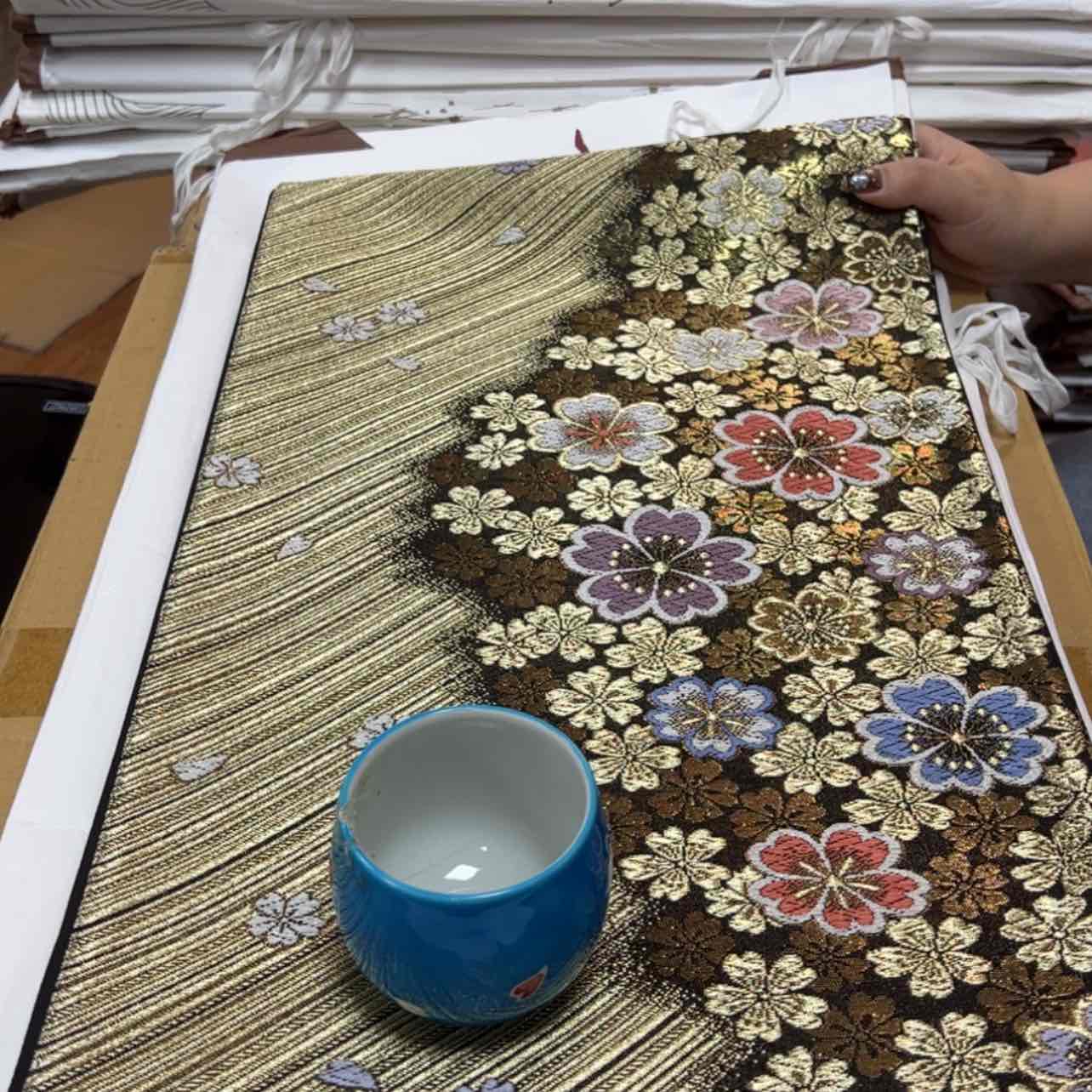 【闪购商品】绚*陶瓷马克杯带盖勺