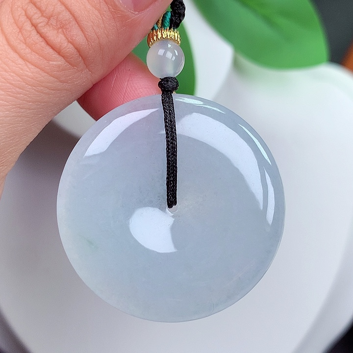 颈饰未镶嵌翡翠平安扣 36.9x5.3mm