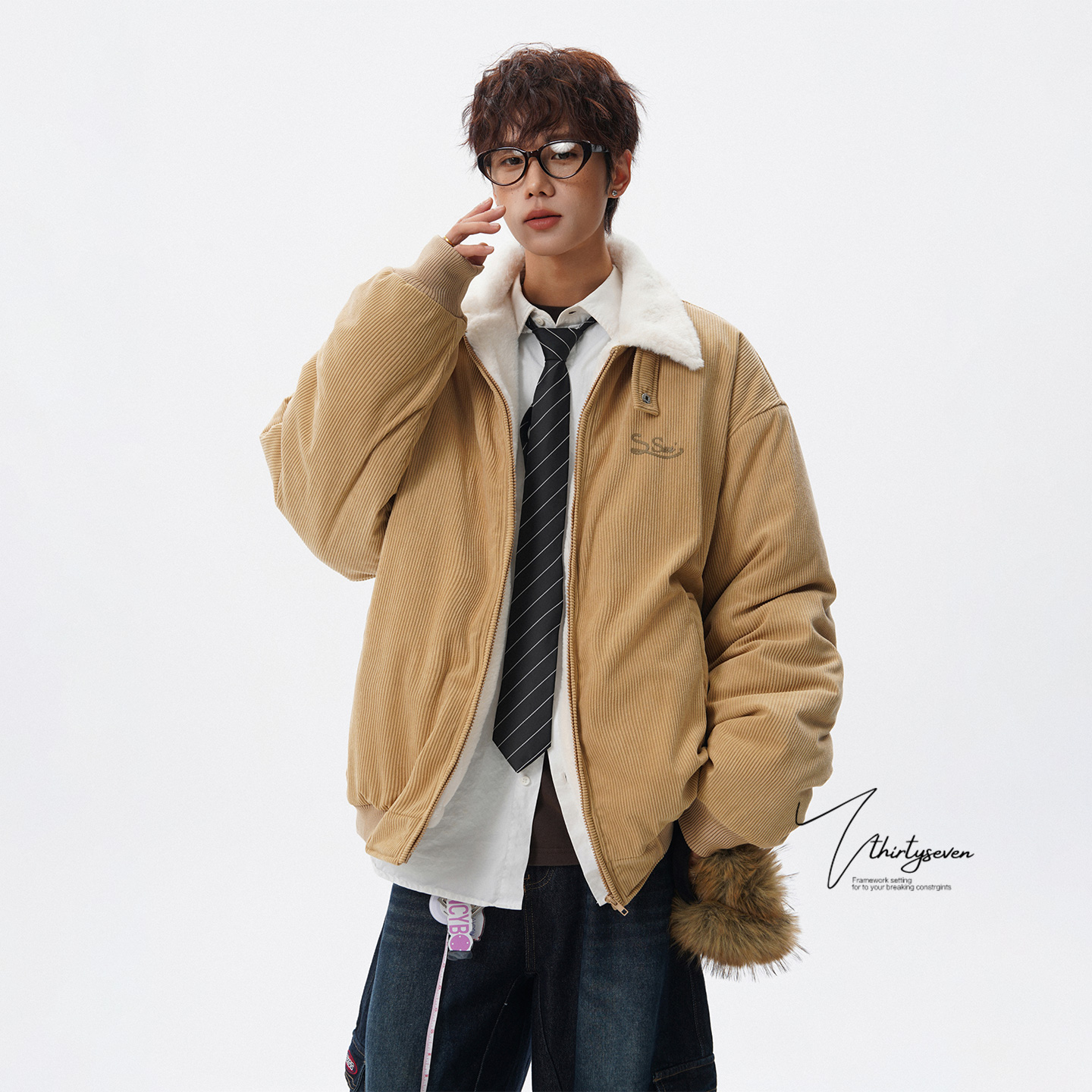 V37美式卡其色灯芯绒翻领加绒棉衣男冬高街撞色保暖通勤情侣外套