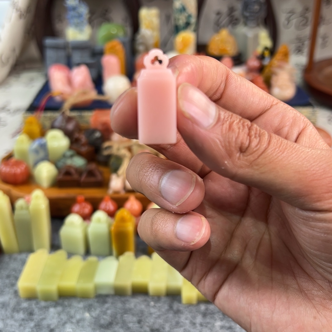 云南石龙蛋粉如意钮1.2-1.2-3