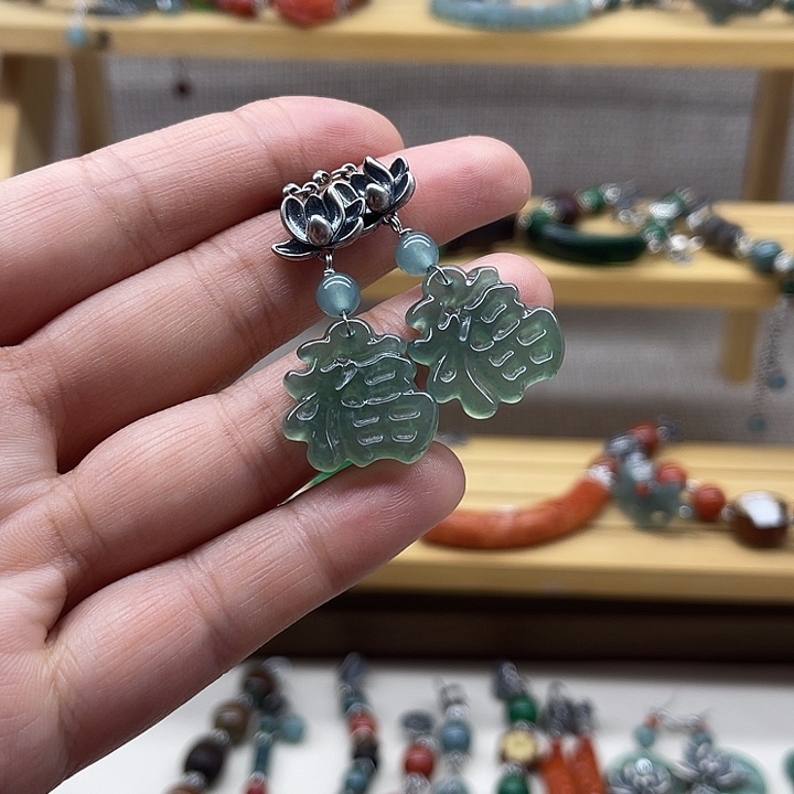 翡翠未镶嵌耳饰88888888