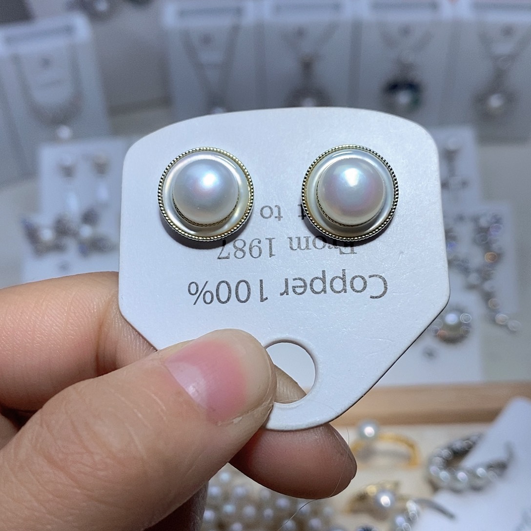 淡水珍珠耳饰未镶嵌