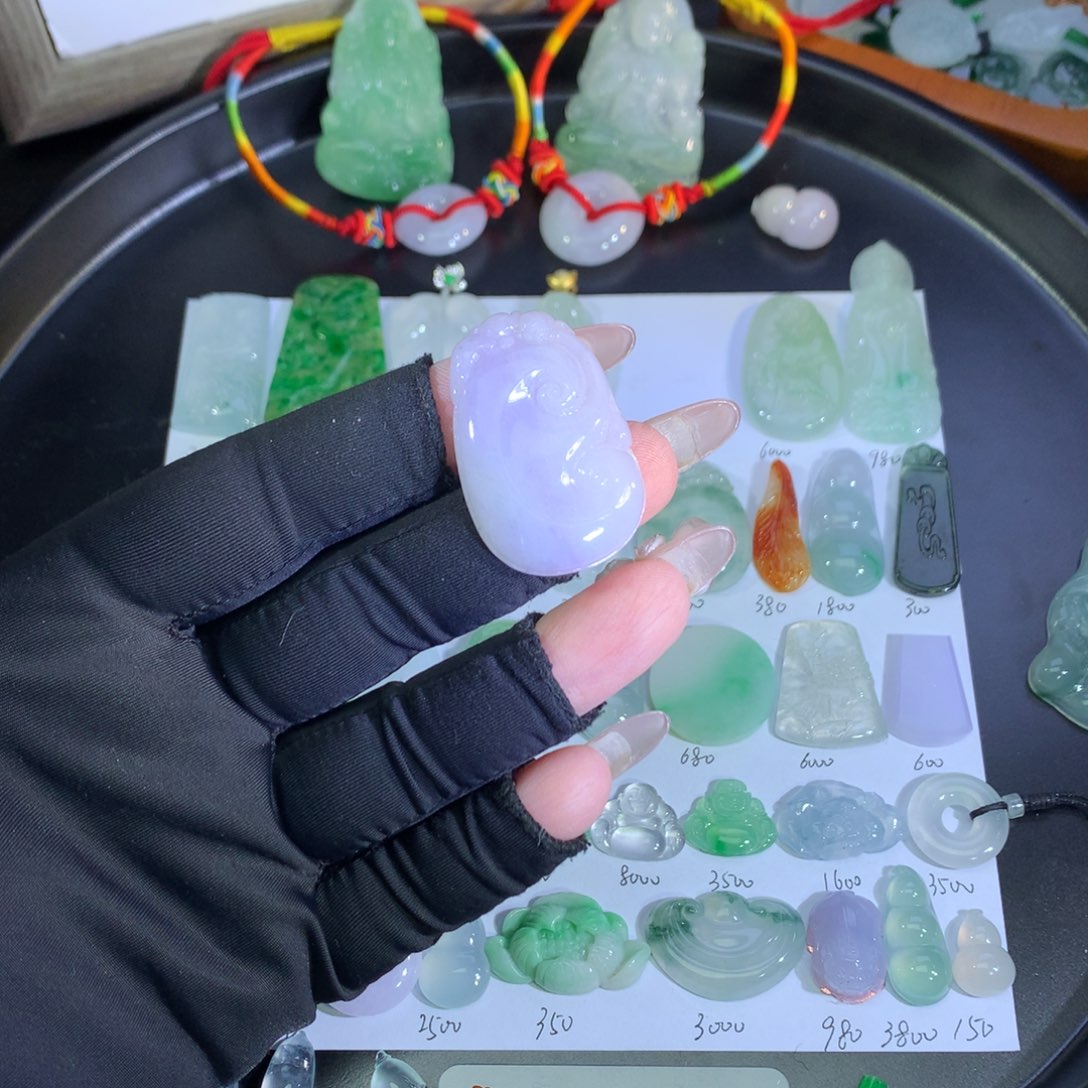 翡翠未镶嵌吊坠(不含链)紫如意