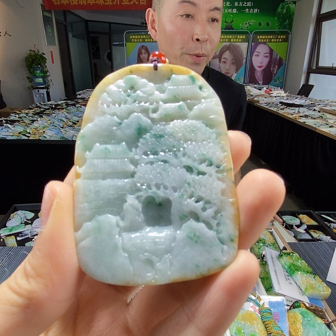 颈饰未镶嵌翡翠翡翠