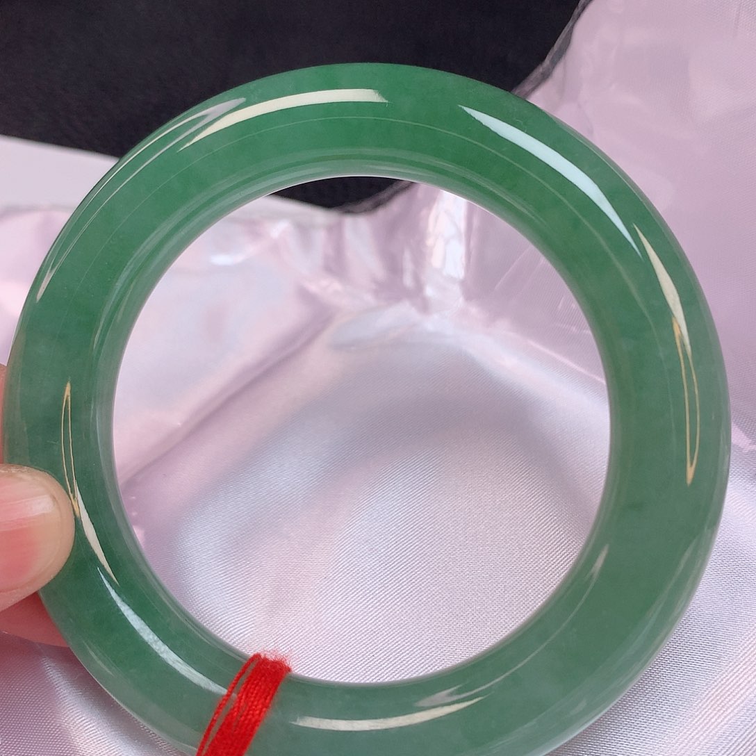 翡翠手镯未镶嵌57 翡翠手镯