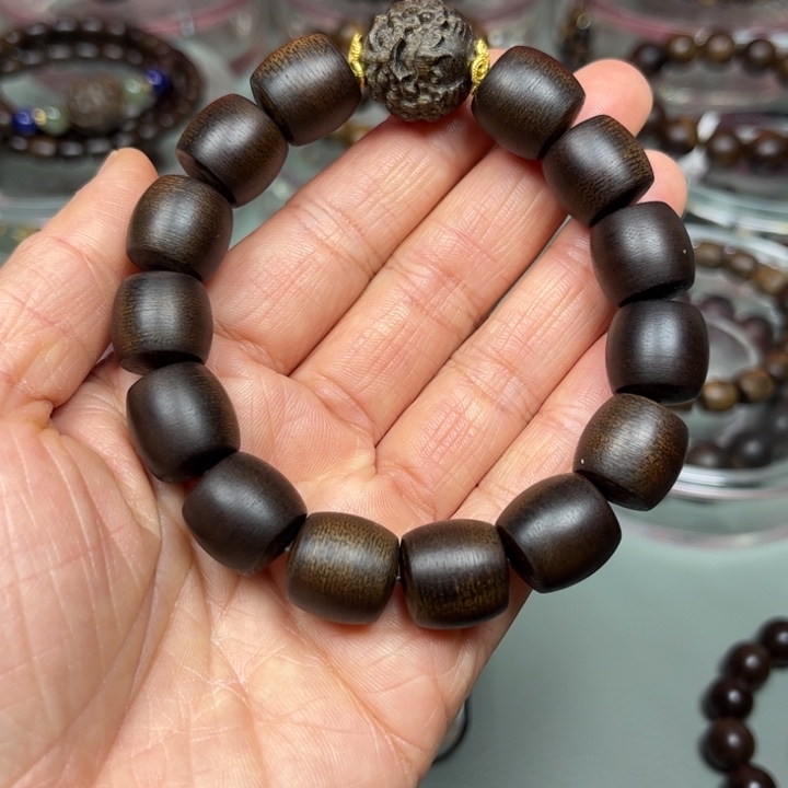 沉香手串红*越南白棋楠1.4沉水手串