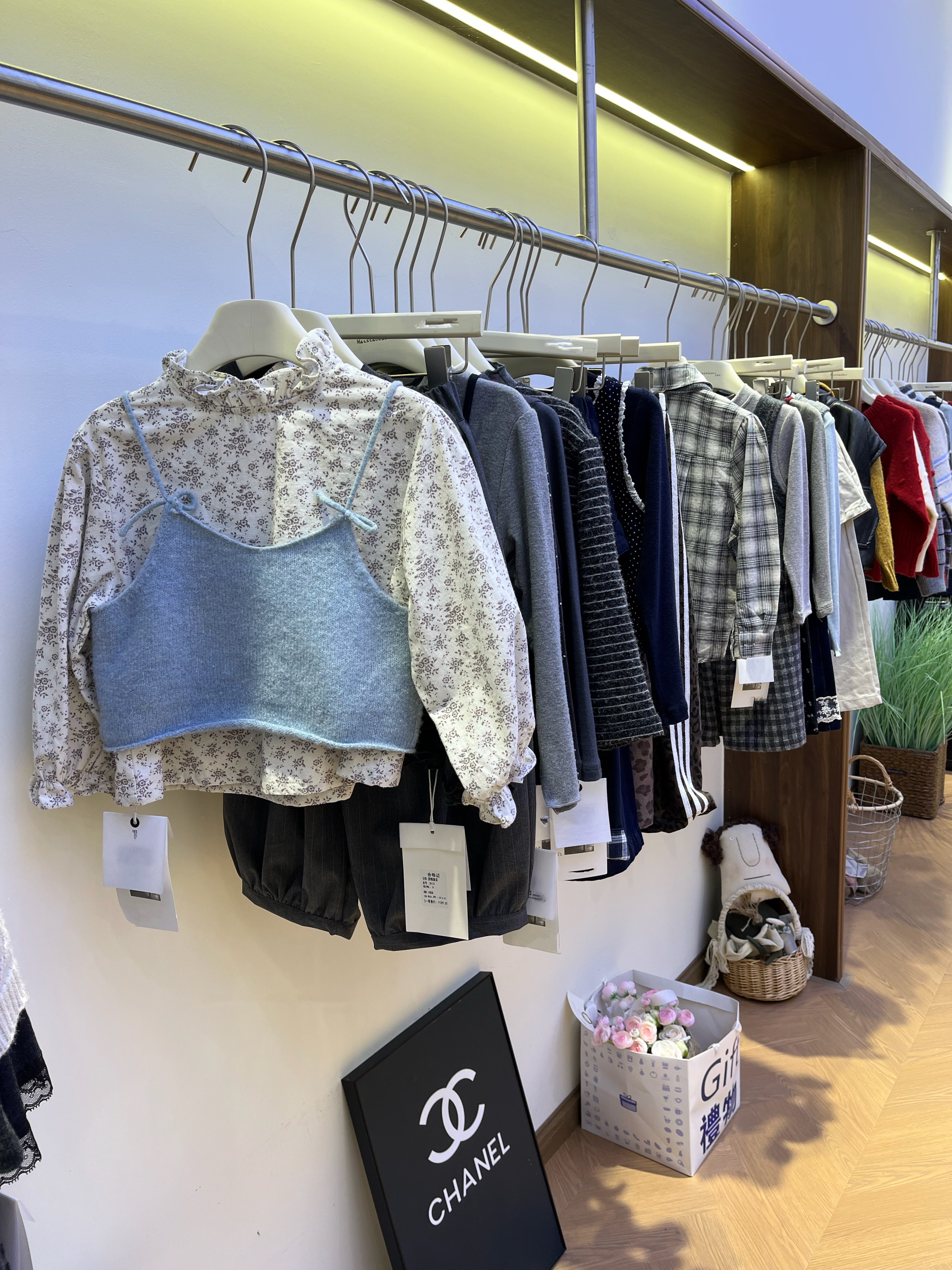 （351-400）女童实体品牌调价韩系童装