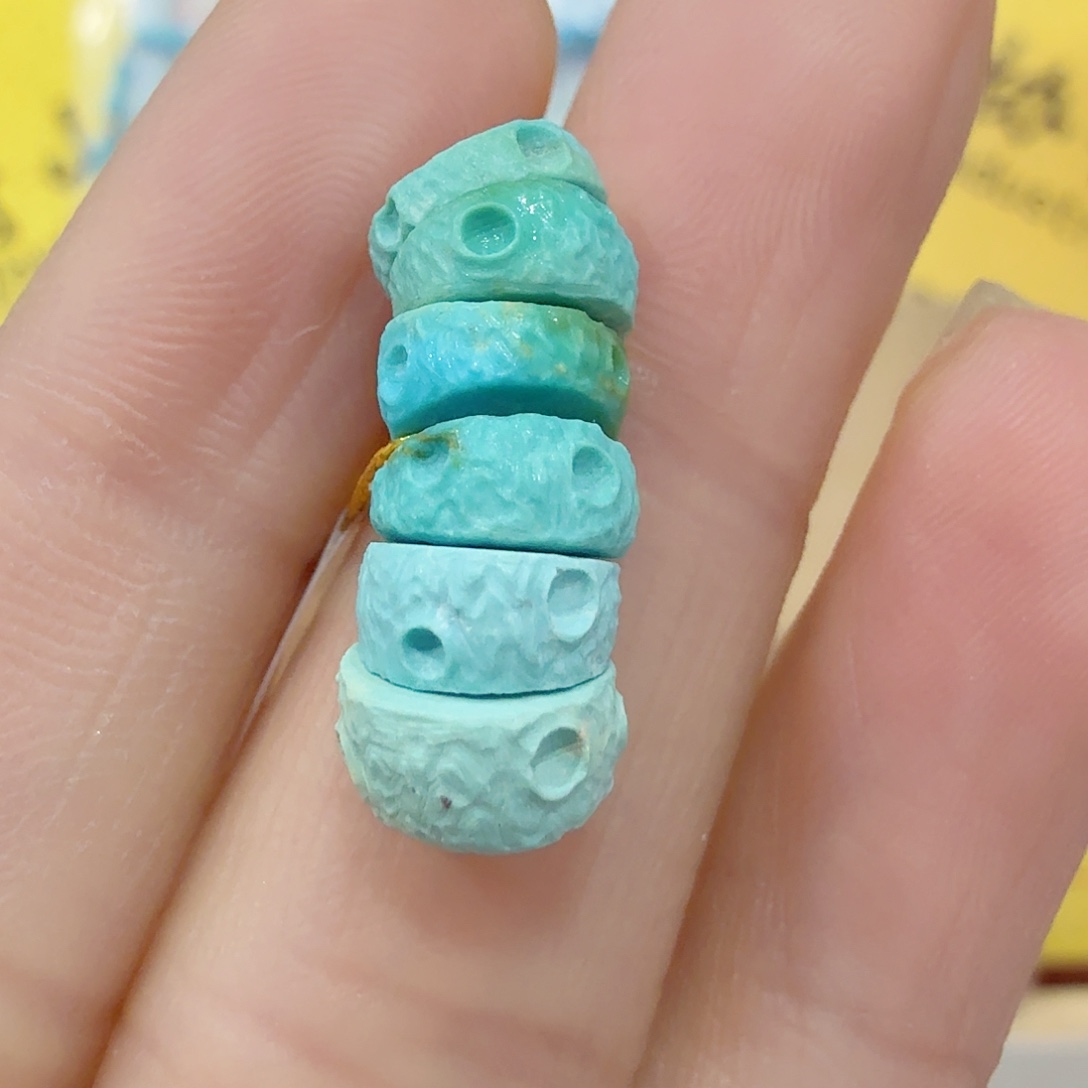 慧***海绿松石未镶嵌珠宝奇石