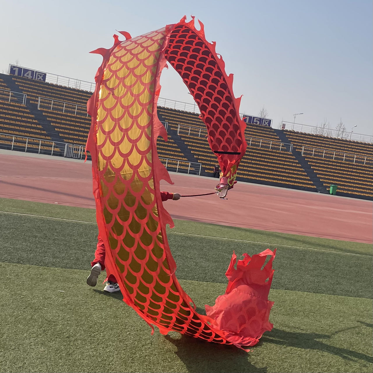 超级宠粉福利彩带龙健身龙广场健身神器钢架镂空龙烫金龙套装