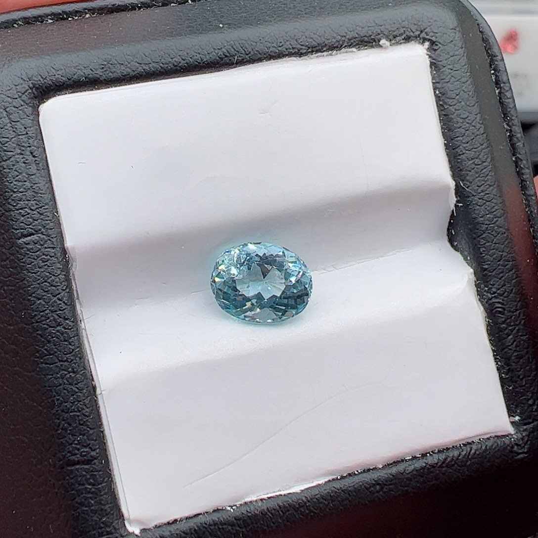 海蓝宝石裸石未镶嵌1.63克拉