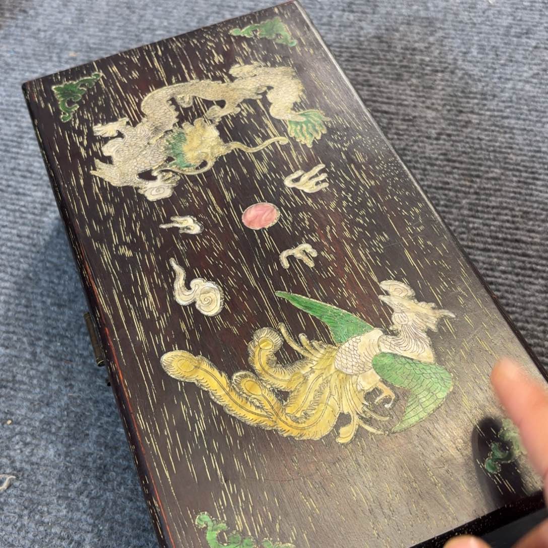 木小叶紫檀满金星收纳盒