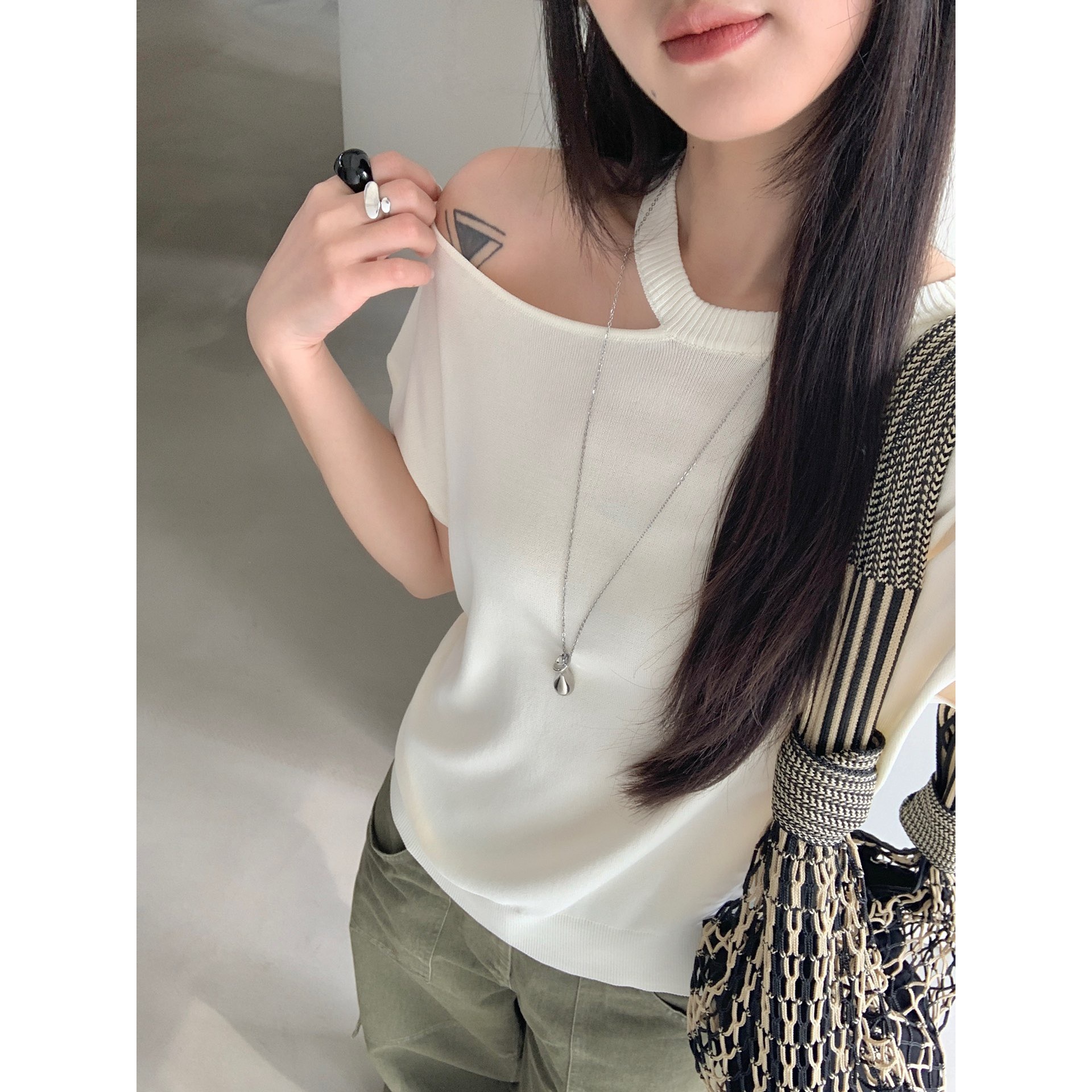 72233#ONETIME#通勤穿搭~简约韩风ins质感显瘦针织上衣（福利）
