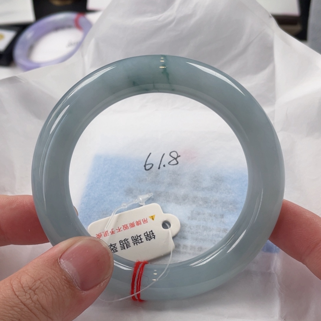 翡翠手镯未镶嵌61.8圆条