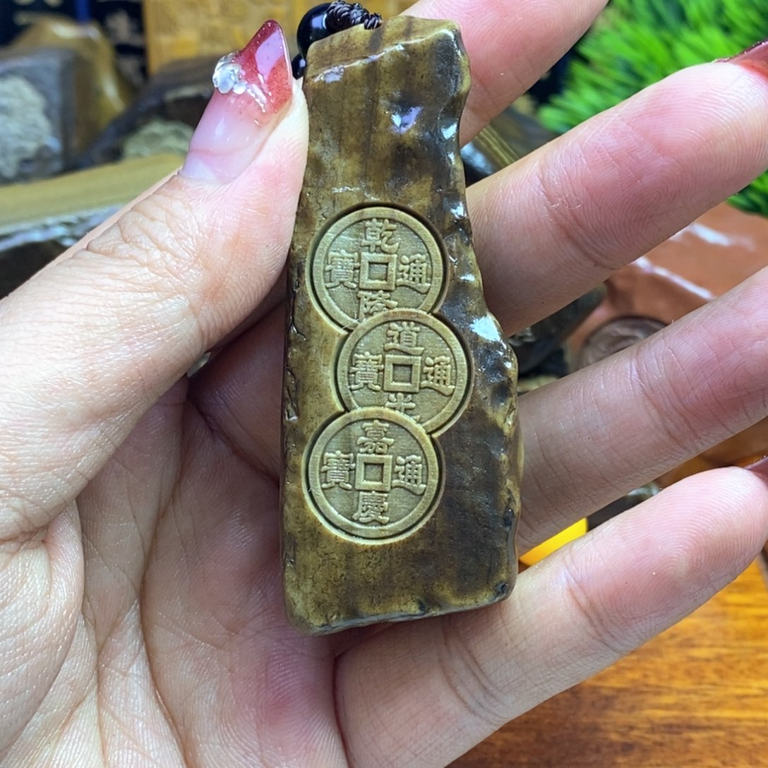 戈壁石248962478555566856