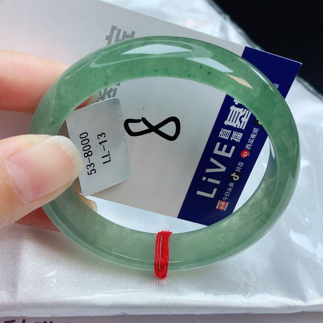 翡翠手镯未镶嵌缅甸天然A货翡翠手镯