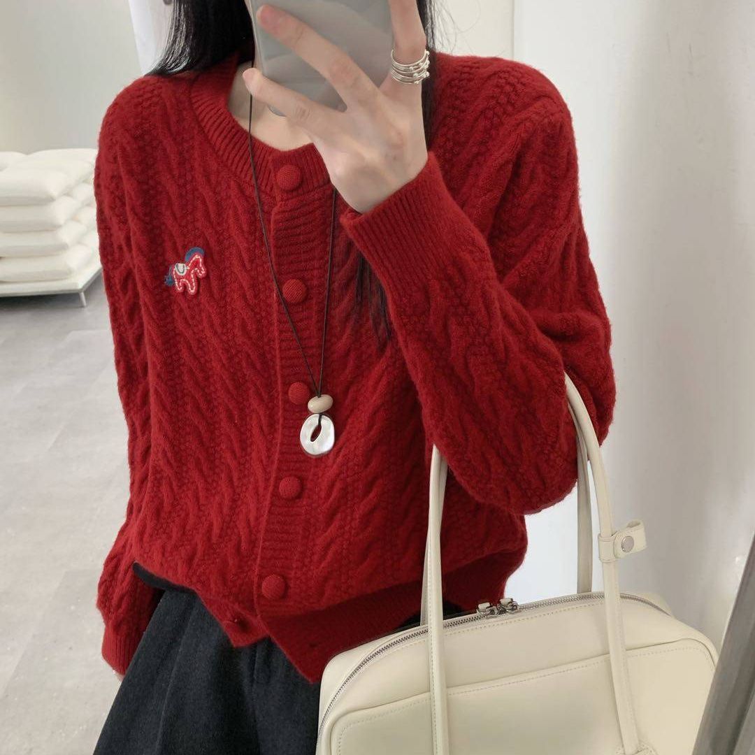 【幸运马】外套韩版圆领麻花彩色包扣女装复古百搭软糯针织开衫