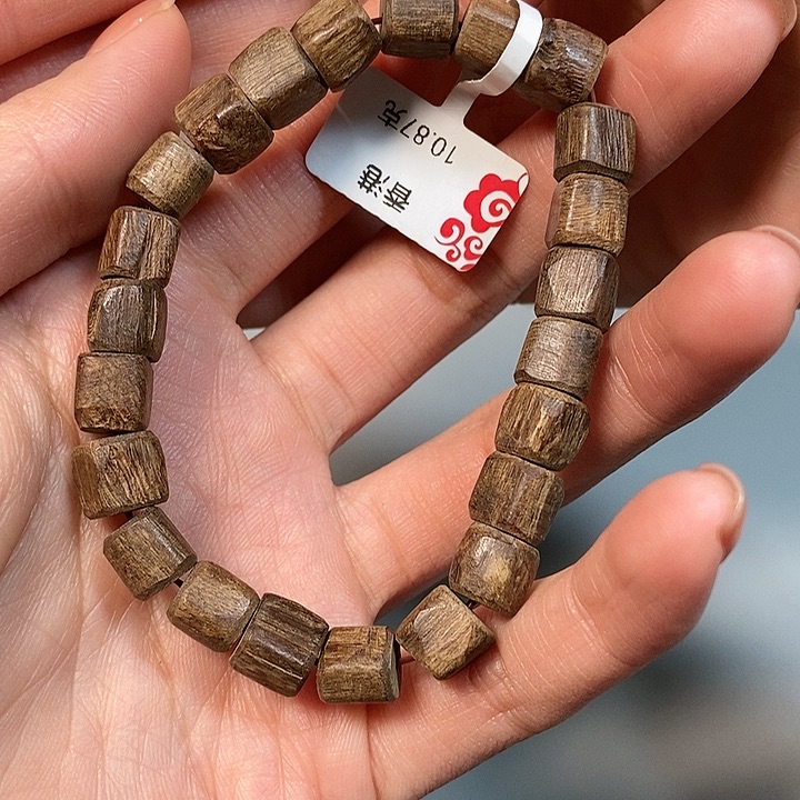 沉香手串?****?天然野沉香香港10.87克，95