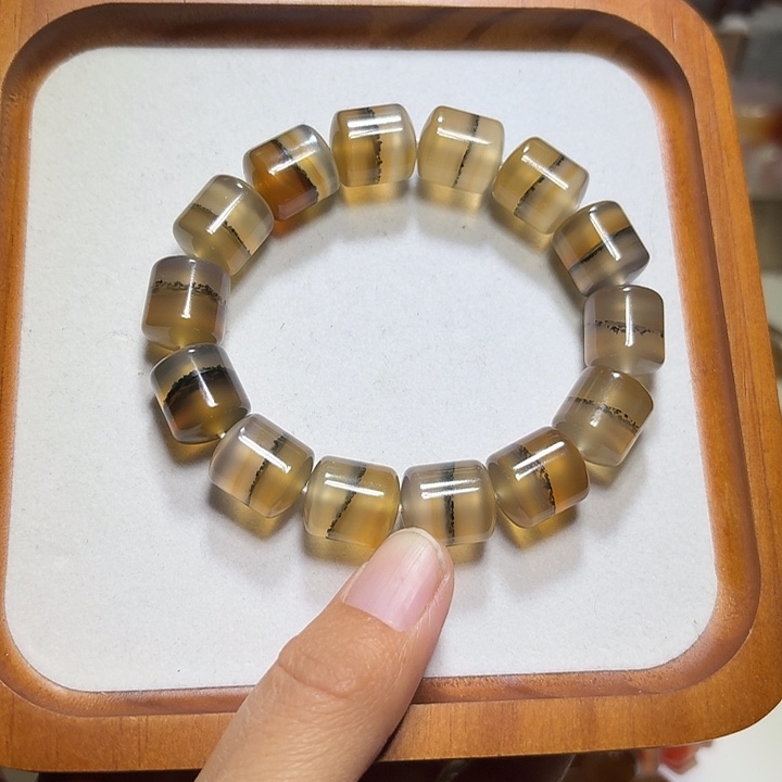 用***心玛瑙/玉髓未镶嵌手串