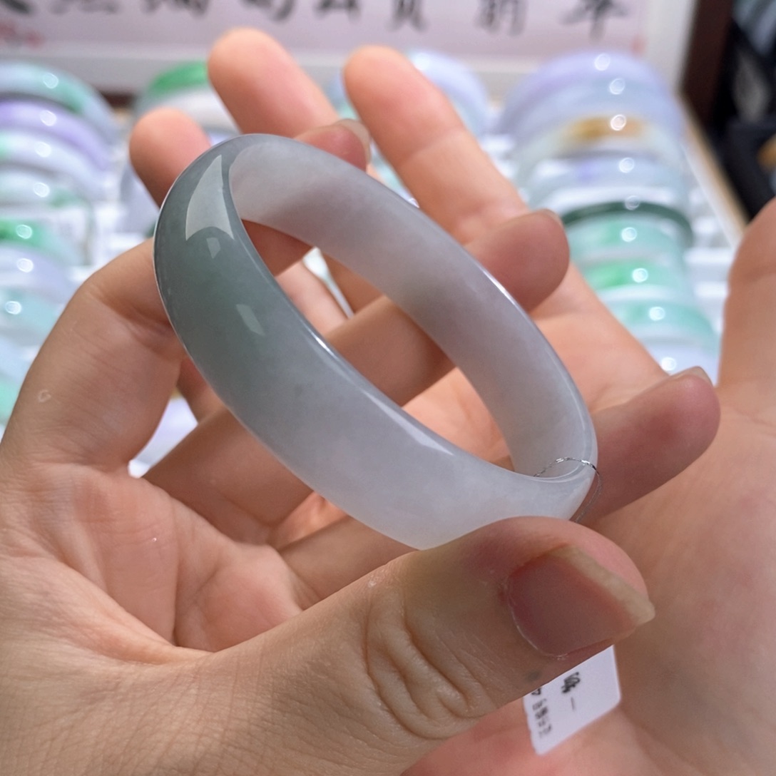 未镶嵌手链翡翠盼盼