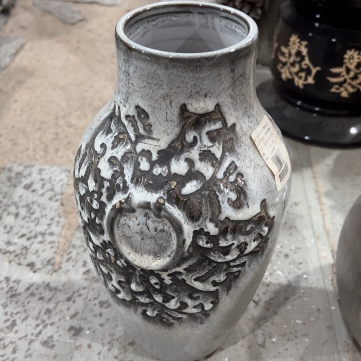陶瓷花瓶摆件外贸出口（微瑕）高30口8公分