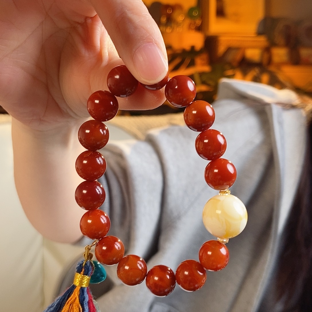 18K金镶嵌手链南红玛瑙