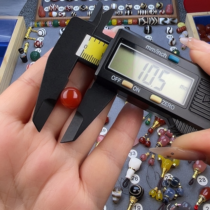 玛瑙/玉髓未镶嵌饰品