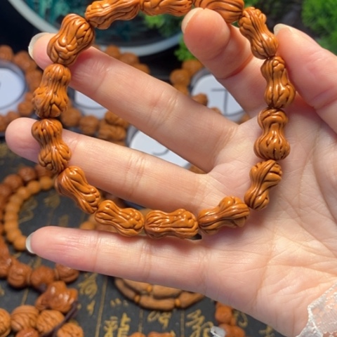 【闪购商品】手串桃核