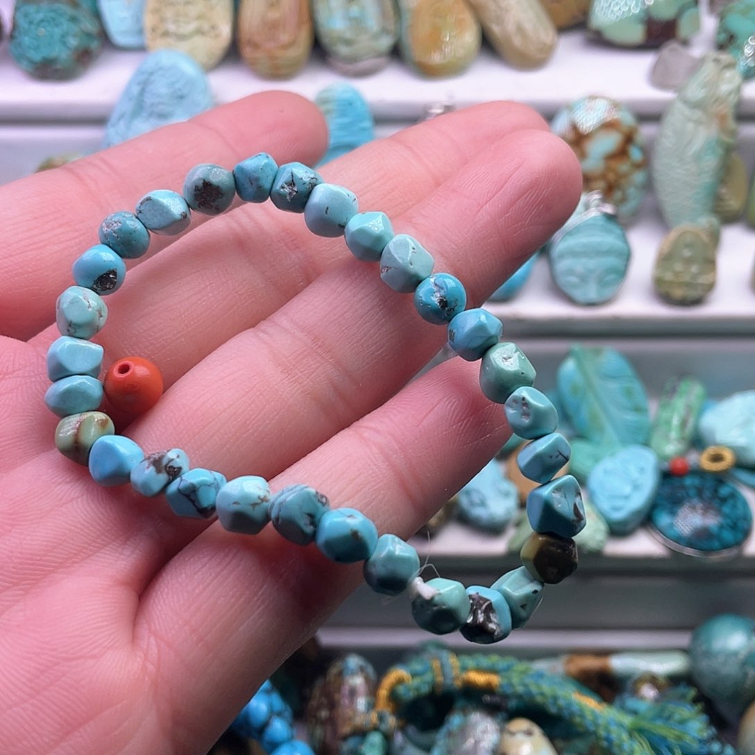 南红玛瑙颈饰未镶嵌