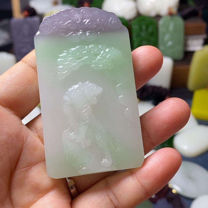 吊坠(赠链)未镶嵌和田玉