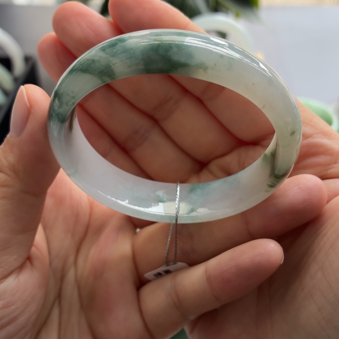 翡翠未镶嵌手镯天然