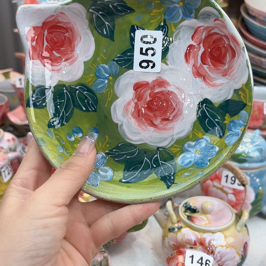 瓷片你也别管我们是在哪上班还是回家