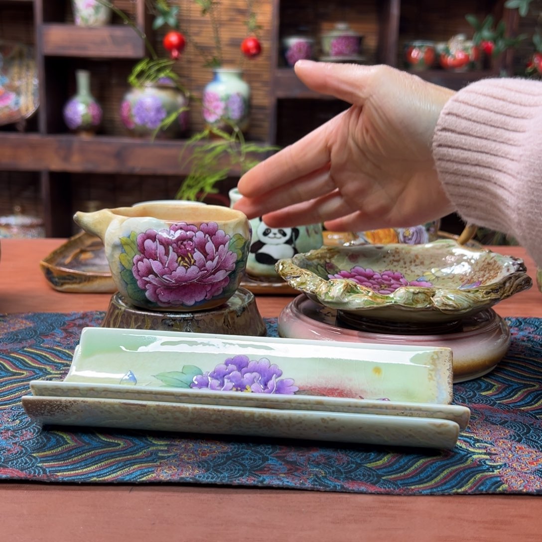 红****瓷片预存抵扣128，128，128，228，268，319预存已清
