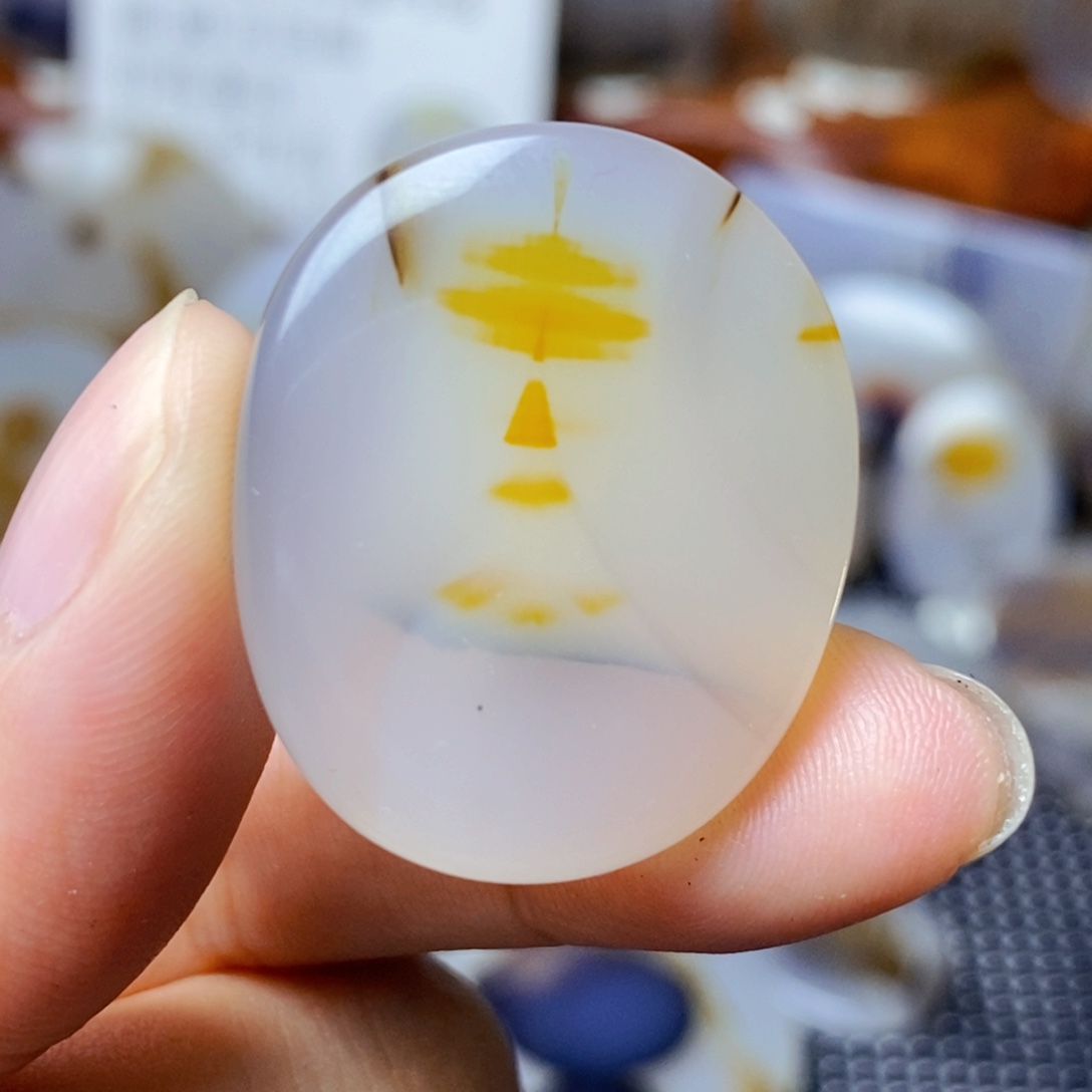 玛瑙/玉髓未镶嵌珠宝半成品